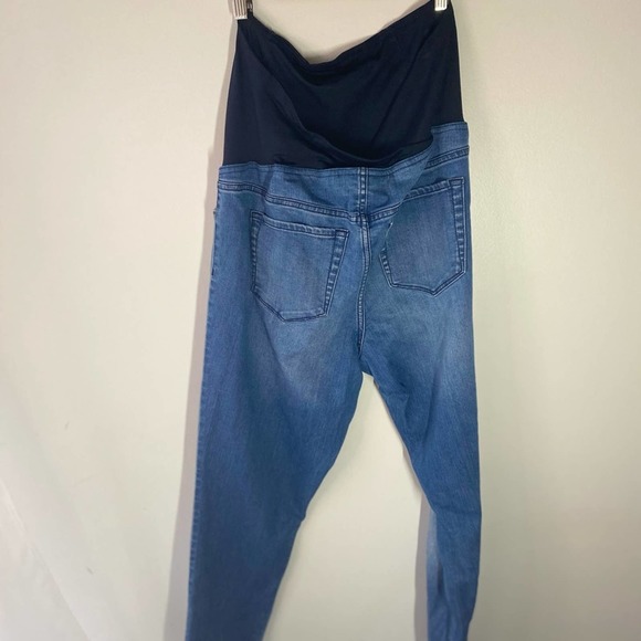 Isabel maternity light wash belly band jeans - Picture 4 of 4